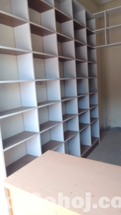 ওষুধের দোকান এর ফূল ডেকোরেশন